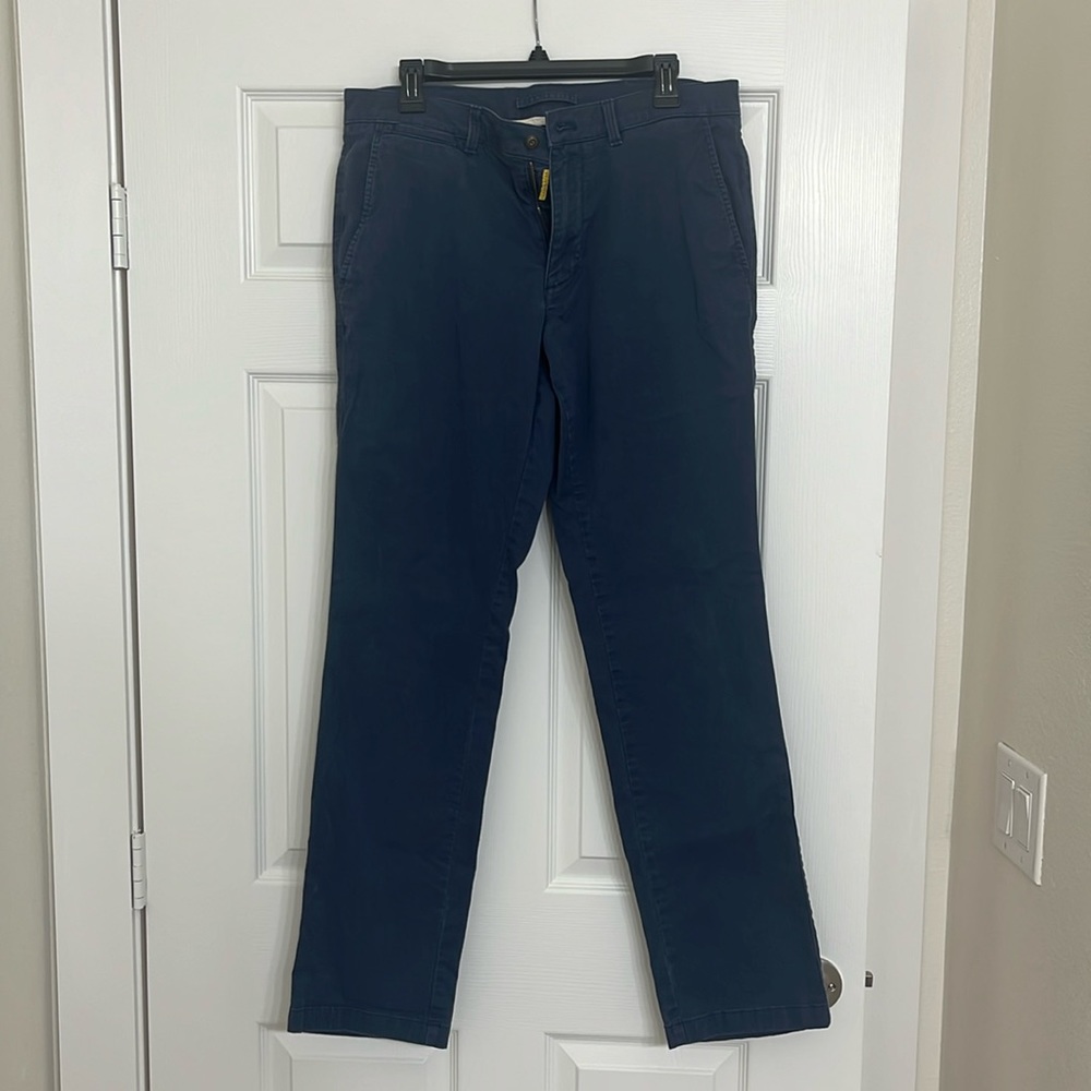 Duck Head Gold School Slim Fit Navy Blue Chinos Men’s Size 32 x 34